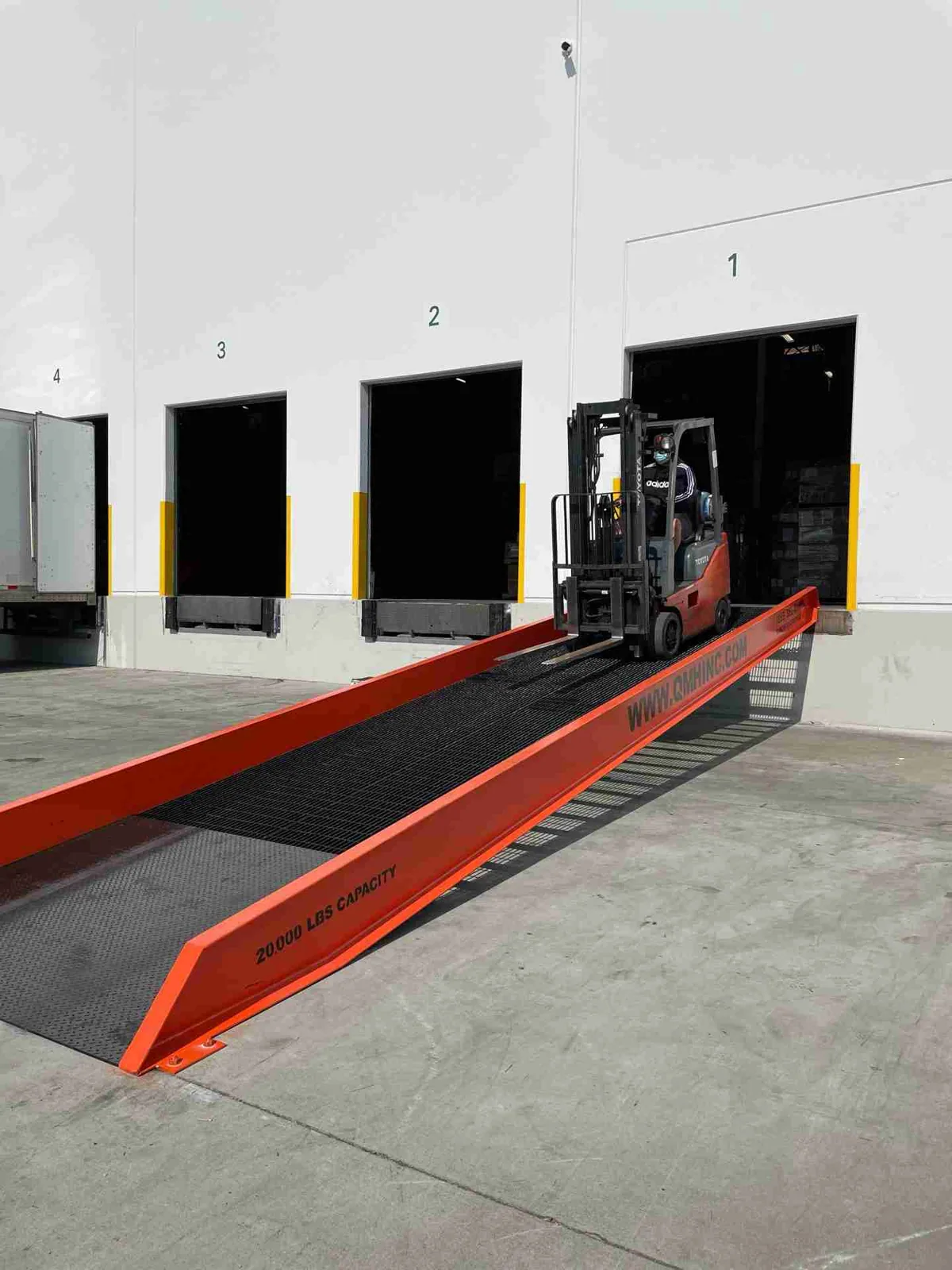 Commercial Roofing for Logistics and 3PL Facilities in Garland, TX